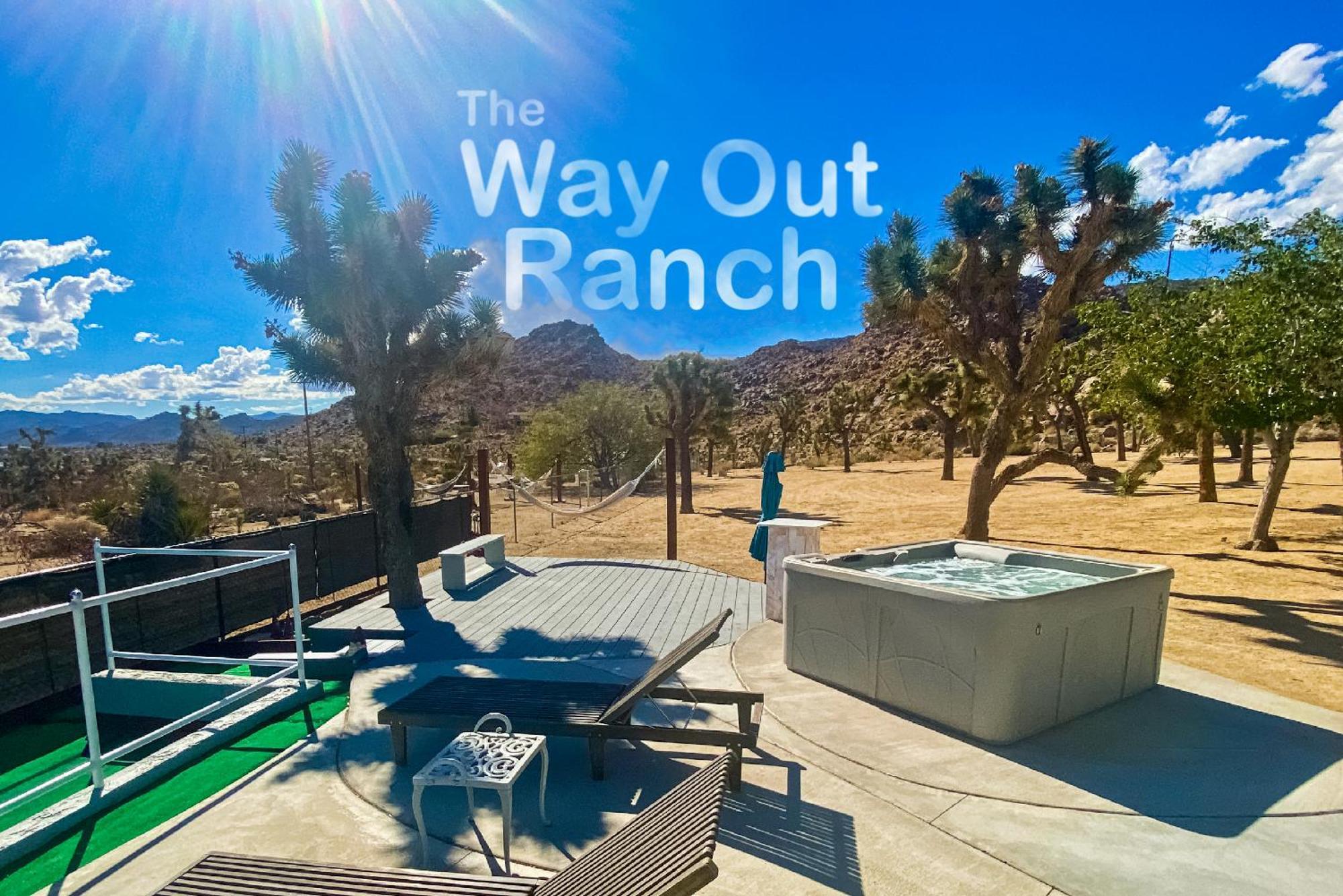 Epic Views, Huge House, Acres Of J-Trees To Explore, Hot Tub, Pool, Ac, And Mini-Golf Joshua Tree Exterior photo